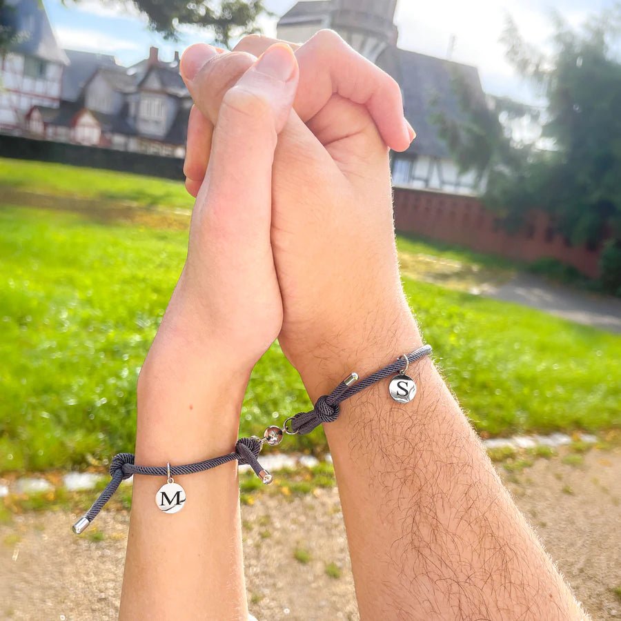 Couples bracelet with custom letters - 2 Pieces - glwave